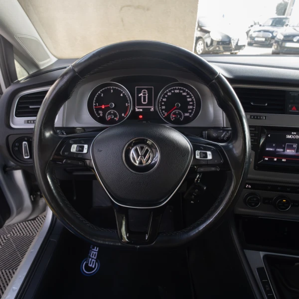 Volkswagen Golf Variant 1.6 TDi BlueMotion Confortline 18