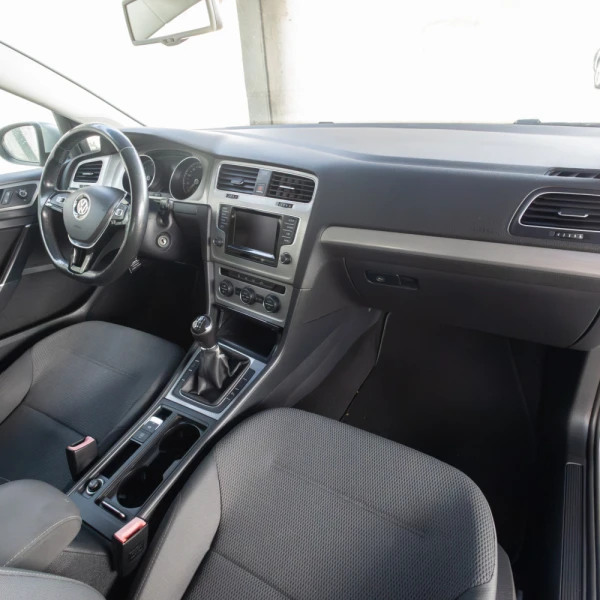 Volkswagen Golf Variant 1.6 TDi BlueMotion Confortline 12