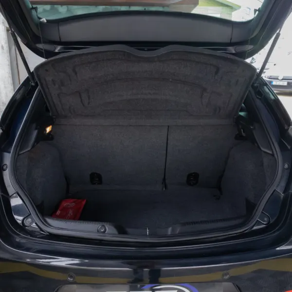 Alfa Romeo Giulietta 1.6 JTDm Veloce 8