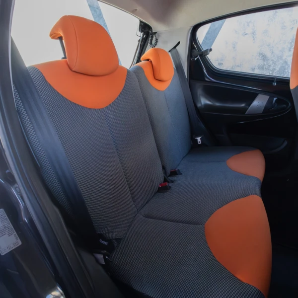 Toyota Aygo 1.0 Orange Edition 9