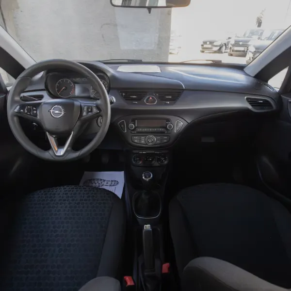 Opel Corsa 1.2 Enjoy 11