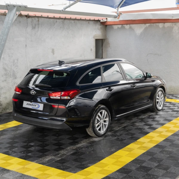 Hyundai i30 SW 1.6 CRDi Blue Comfort+Navi 5