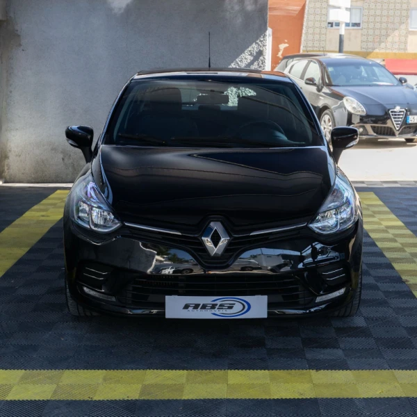 Renault Clio 0.9 TCe Limited Edition 5