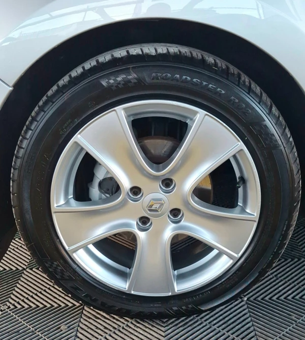 Renault Clio 1.5 dCi Dynamique S 16