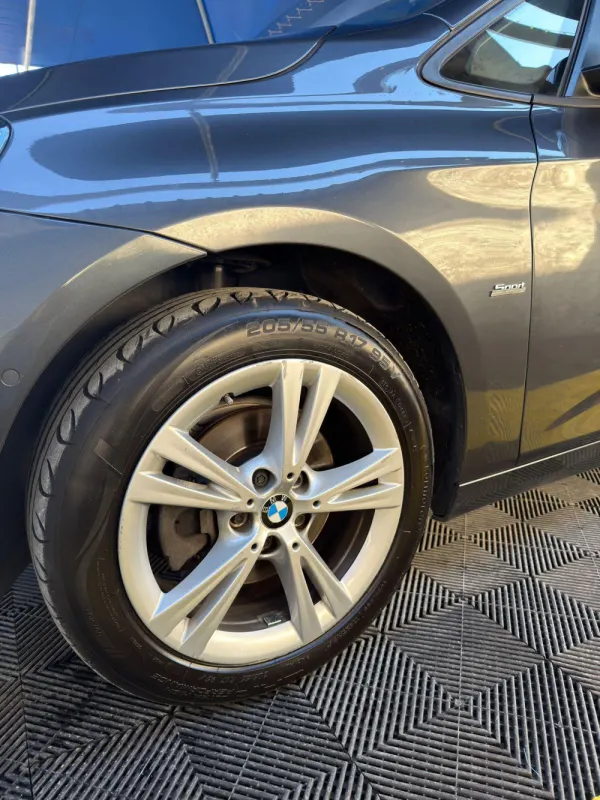 BMW 216 Active Tourer d Line Sport 11