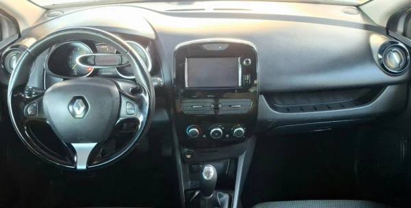 Renault Clio 1.5 dCi Dynamique S 11