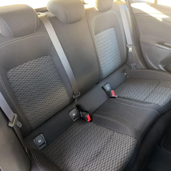 Opel Astra Sports Tourer 13