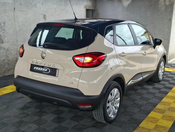 Renault Captur 1.5 dCi 6