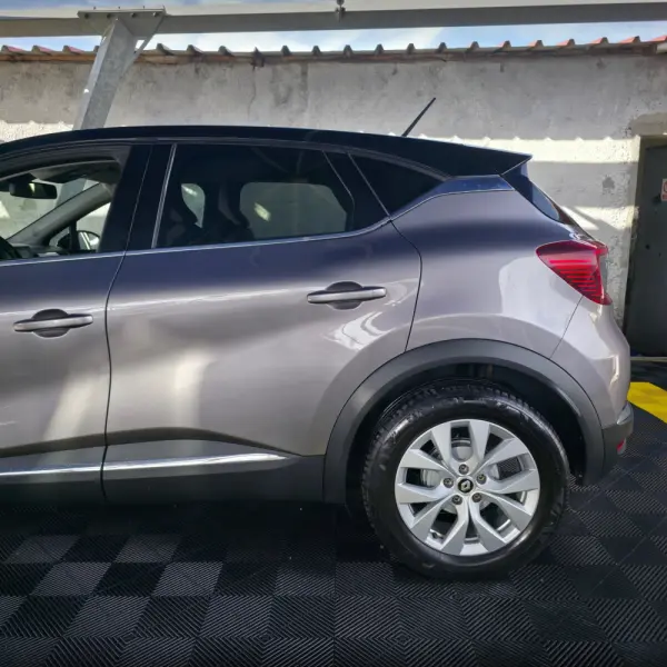 Renault Captur 1.0 TCe Intens 13