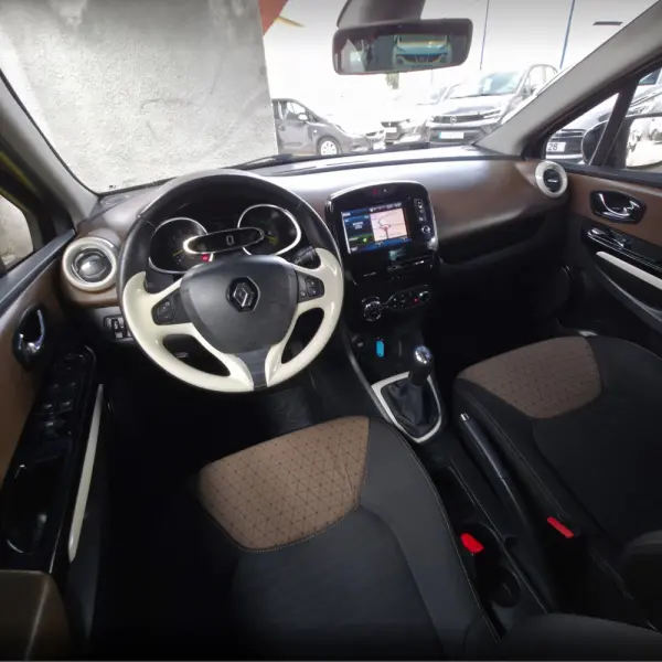 Renault Clio 1.5 dCi Limited 17