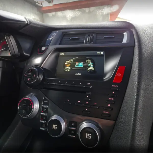 Citroen DS5 2.0 HDi Hybrid4 Sport Chic CMP6 23