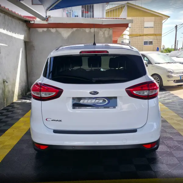 Ford C-Max 1.5 TDCi Titanium S/S 8