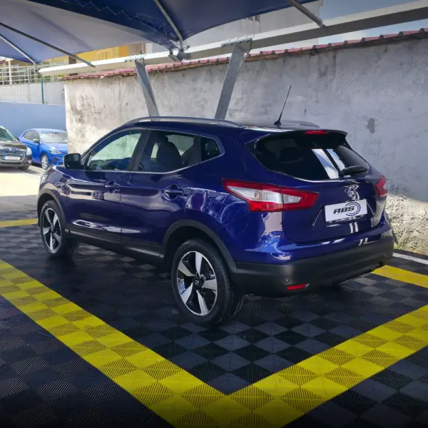 Nissan Qashqai 1.5 dCi Tekna Premium 18 360 4