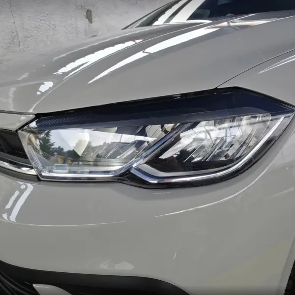 Volkswagen Polo 1.0 Trendline 8