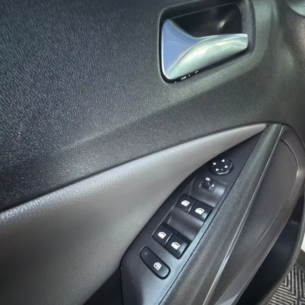 Opel Crossland X 1.2 Innovation 11