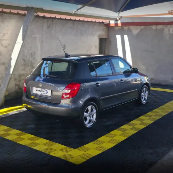 Skoda Fabia 1.2 TSI Active Plus 2
