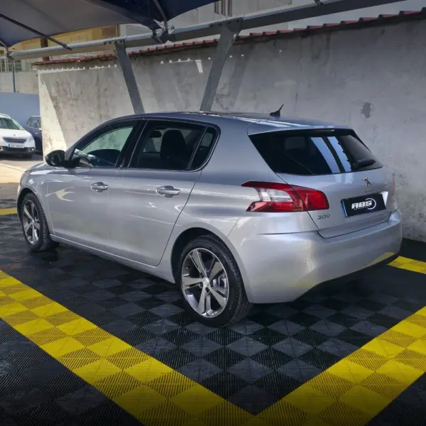 Peugeot 308 1.6 BlueHDi Allure J17 3