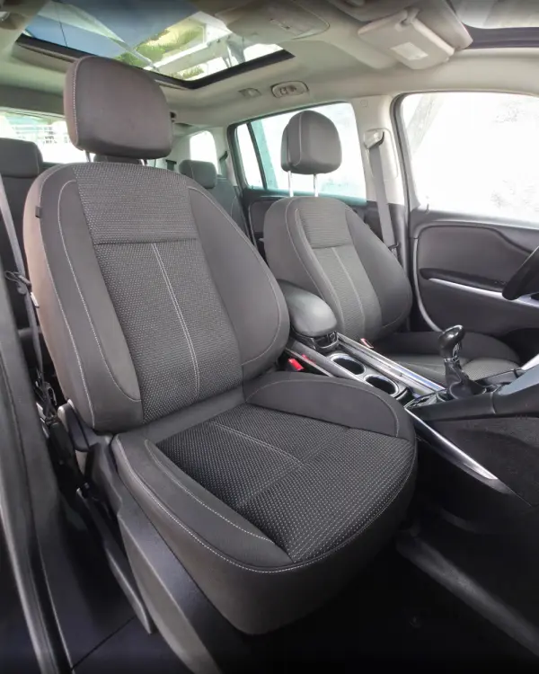 Opel Zafira 1.6 CDTi Innovation S/S 12