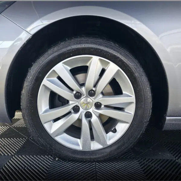 Peugeot 308 SW 1.6 BlueHDi Access 15