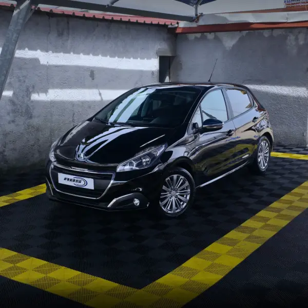 Peugeot 208 1.2 PureTech Style 1