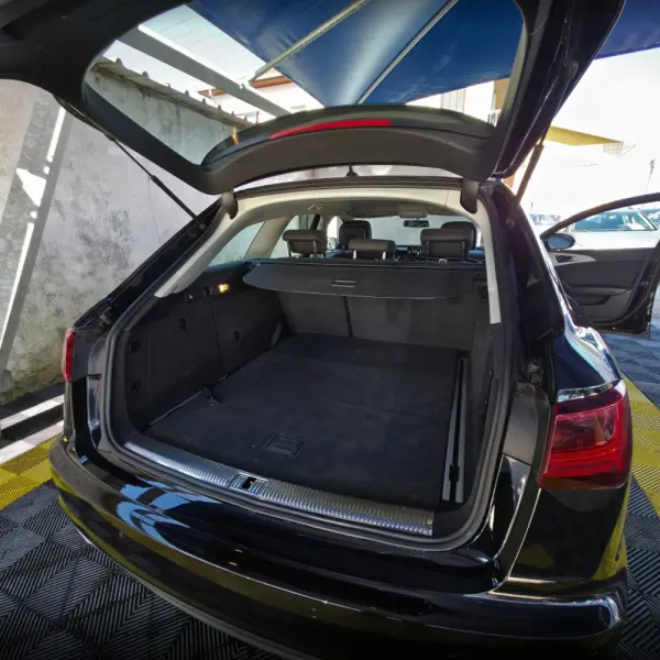 Audi A6 Avant 2.0 TDi Advance 23