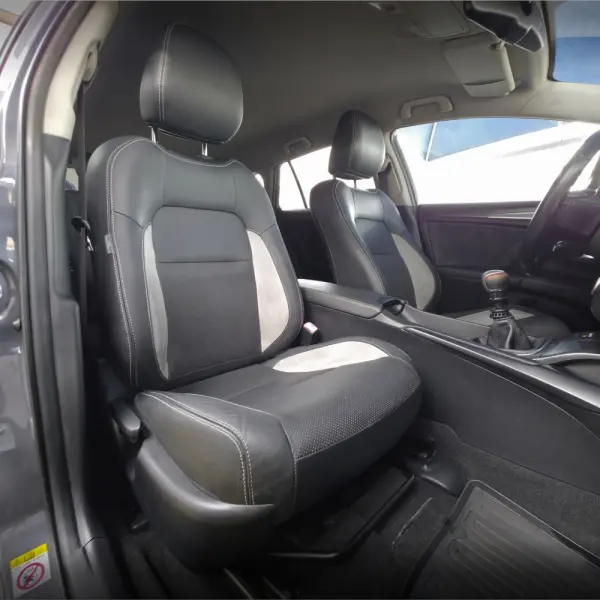 Toyota Avensis Touring Sports 1.6 D-4D Luxury+GPS 26