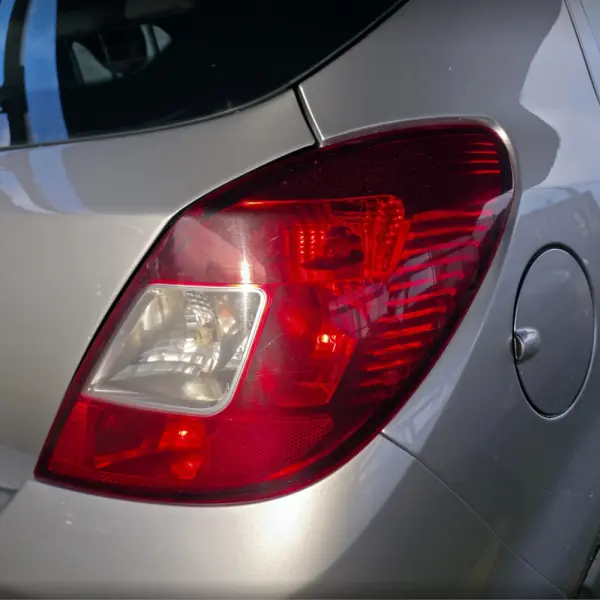 Opel Corsa 1.2 Enjoy 8