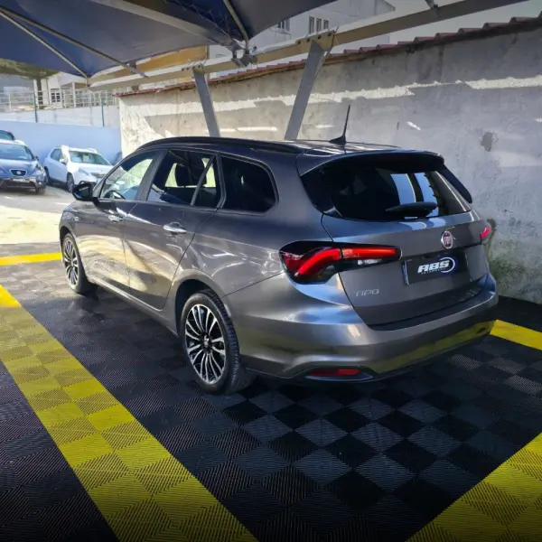 Fiat Tipo Station Wagon 1.3 Multijet City Life 3