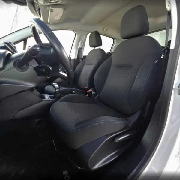 Peugeot 208 1.2 PureTech Signature 18