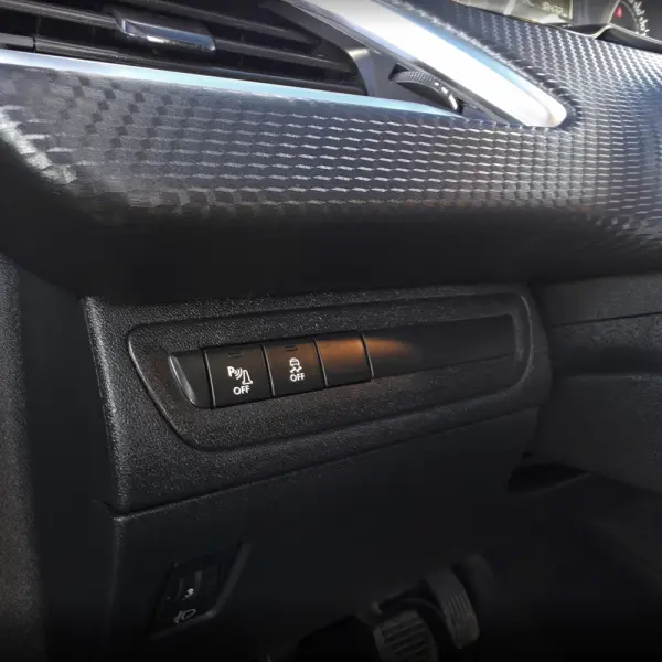 Peugeot 208 1.2 PureTech Style 23