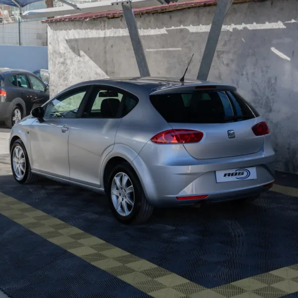 SEAT Leon 1.6 TDI Ecomotive Style 3