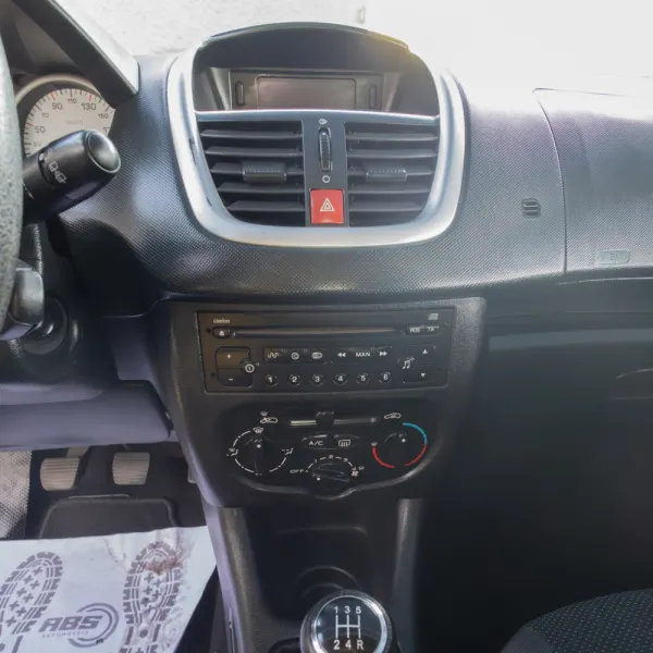 Peugeot 206+ 16