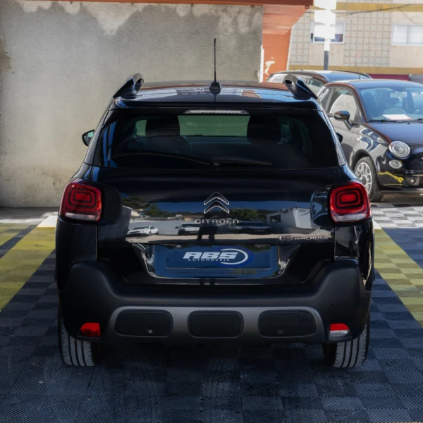 Citroën C3 Aircross 1.2 PureTech Shine 6