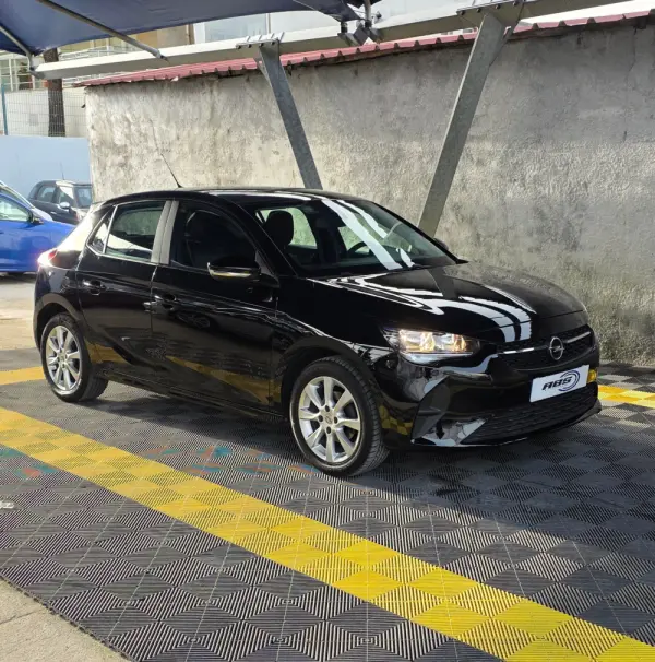 Opel Corsa 1.2 Elegance 3