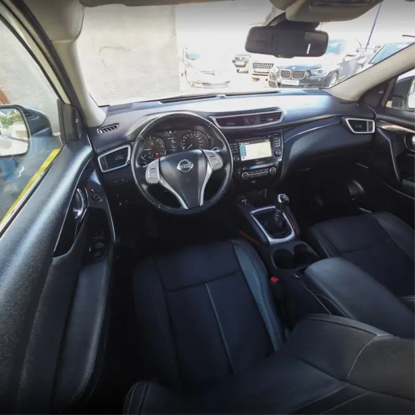Nissan Qashqai 1.6 dCi Tekna Premium 17 Pele 16