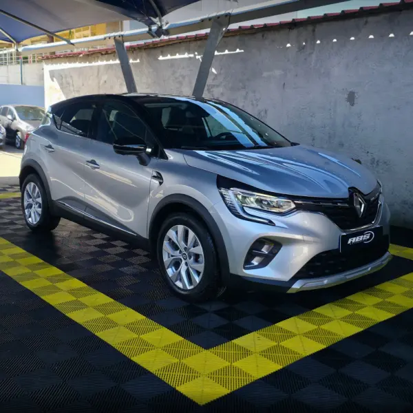 Renault Captur 1.0 TCe Intens 3