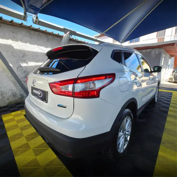 Nissan Qashqai 1.6 dCi Tekna Premium 17 Pele 9