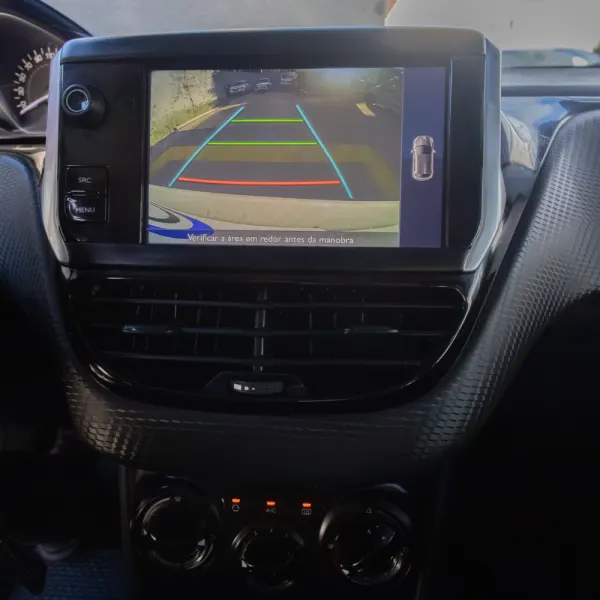 Peugeot 208 1.2i Style 12