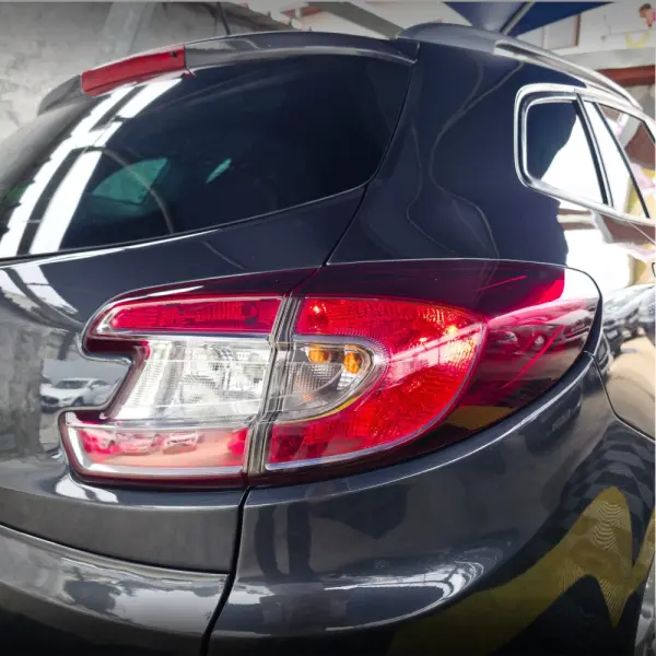 Renault Mégane Sport Tourer ENERGY TCe 115 Start & Stop Bose Edition 12