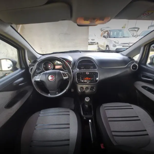 Fiat Punto Evo 1.4 Dynamic Style 8