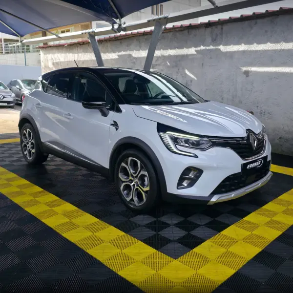 Renault Captur 1.0 TCe Intens 3