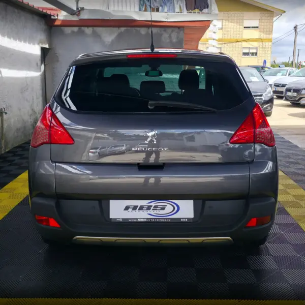 Peugeot 3008 1.6 HDi Access 6