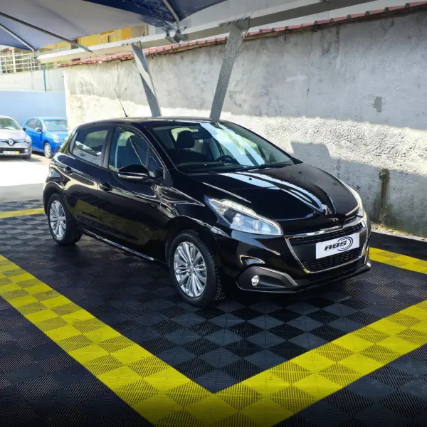 Peugeot 208 1.2 PureTech Style 3