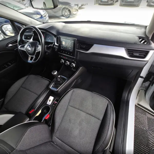 Renault Captur 1.0 TCe Intens 32
