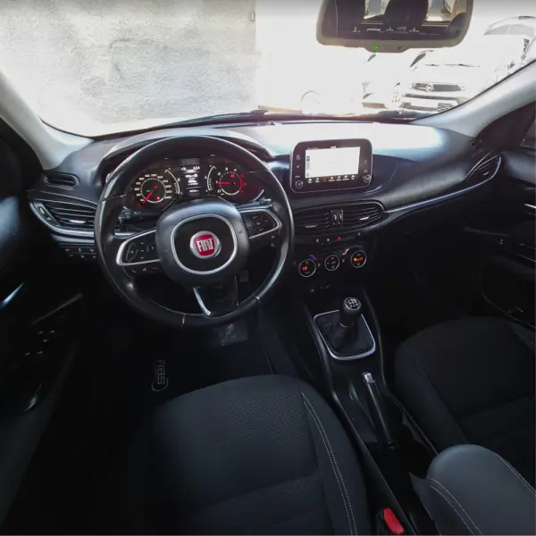 Fiat Tipo 1.3 M-Jet Mirror 17
