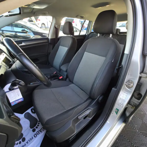 Volkswagen Golf Variant 1.6 TDi Confortline 10