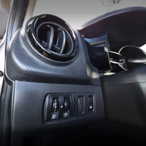 Renault Clio 1.5 dCi Dynamique S 12