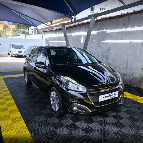 Peugeot 208 1.2 PureTech Style 3