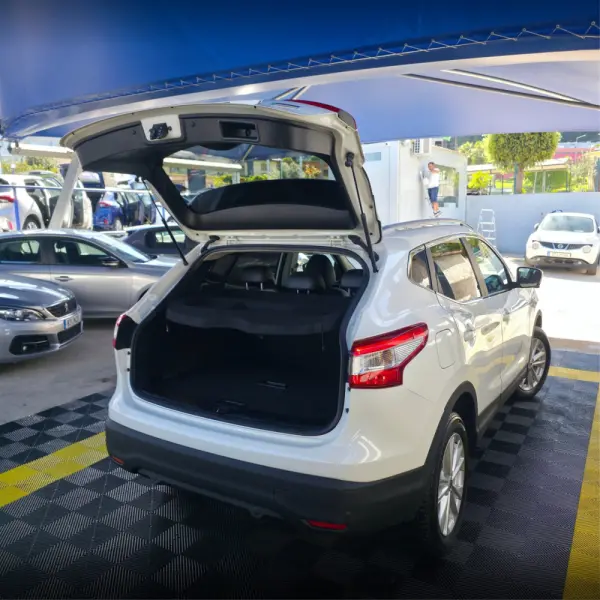 Nissan Qashqai 1.6 dCi Tekna Premium 17 Pele 31