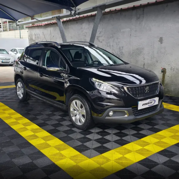 Peugeot 2008 1.2 PureTech Allure 3